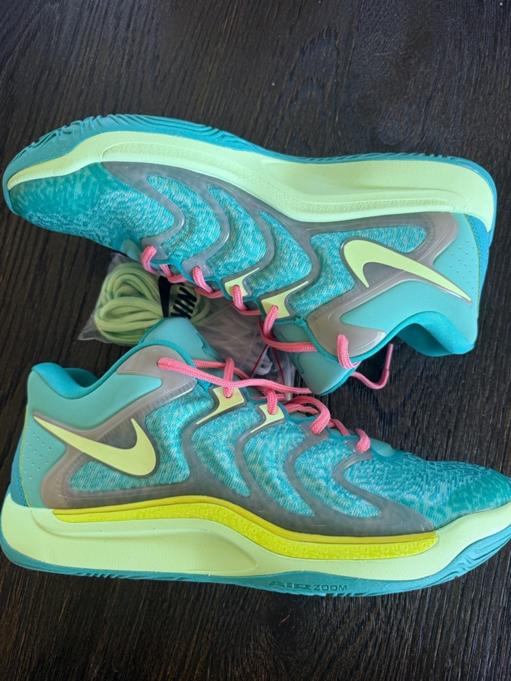 Nike KD 17 “Jonquel Jones” Women’s Sz 13 Men’s Sz 11.5 NEW